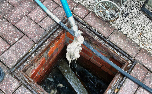 https://blockeddrainstapping.com.au/uploads/2025/07/blocked-drains-598620.jpg