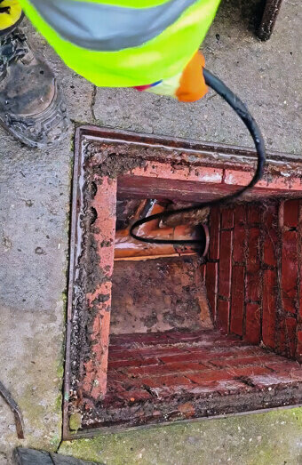 https://blockeddrainstapping.com.au/uploads/2025/07/hero-blocked-sewers-85692.jpg
